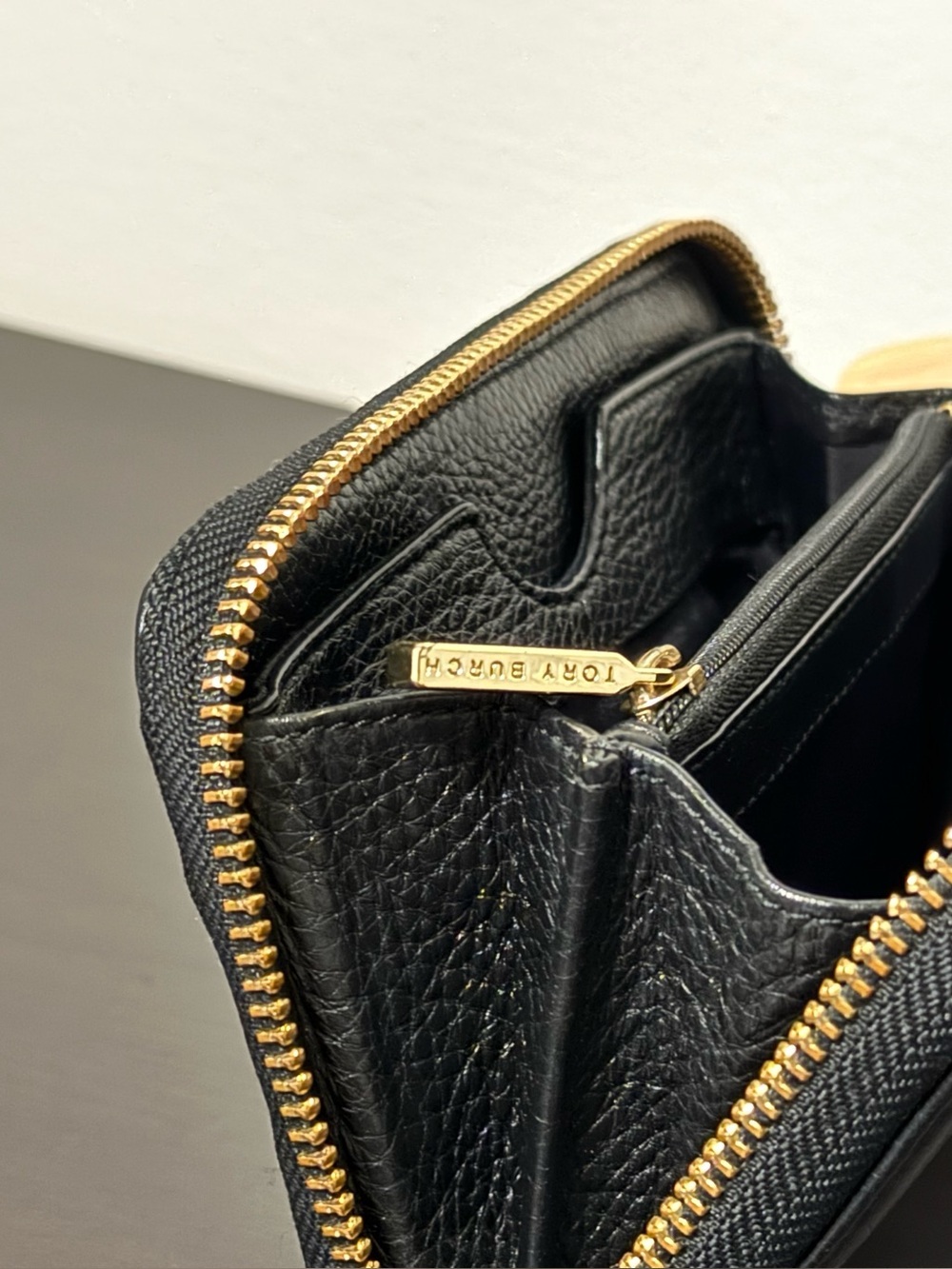 Tory Burch Thea Zip Continental Wallet Black Leather Tassel - Picture 11 of 12